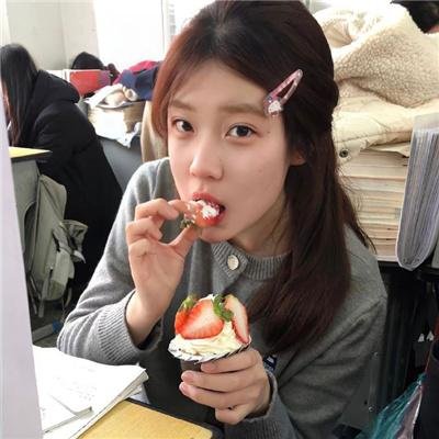 布劳涅森林的女人们